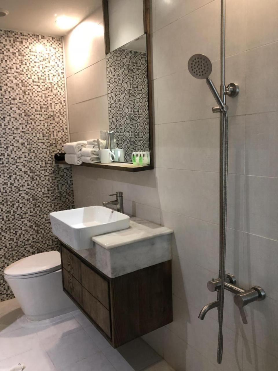 Apartment Vietlife & - Free Cinema Ho Chi Minh City